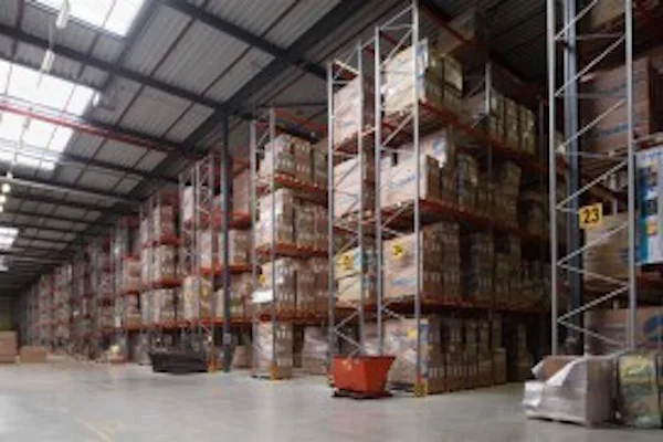 Jcl Logistics JCL Logistics opent distributiecentrum voor Giant