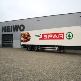 Groene opleggers Heiwo voor Spar