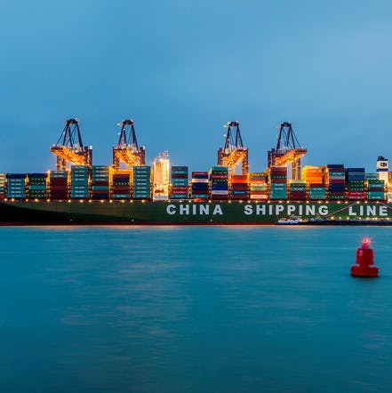 Overcapaciteit in containervaart: breek contract nu open