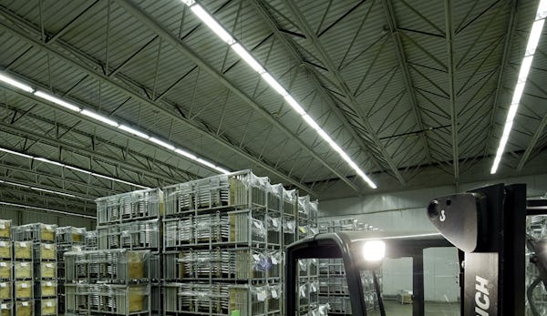 Taskin Logistics bespaart 64 procent met LED-verlichting