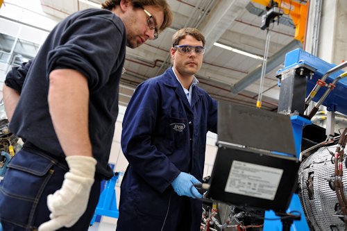 KLM gaat technologie mobiliseren, maar wel heel gericht per applicatie. 