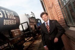 Jos van Hillegersberg