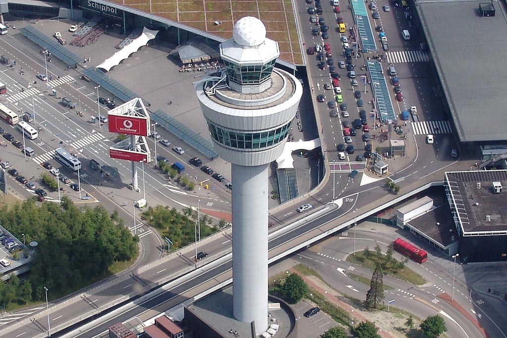 Schiphol Express tekent voor de implementatie van het IXSuite TMS