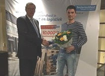 vlnr. Willem de Vries, directeur sectorinstituut en Martijn de Roon. 