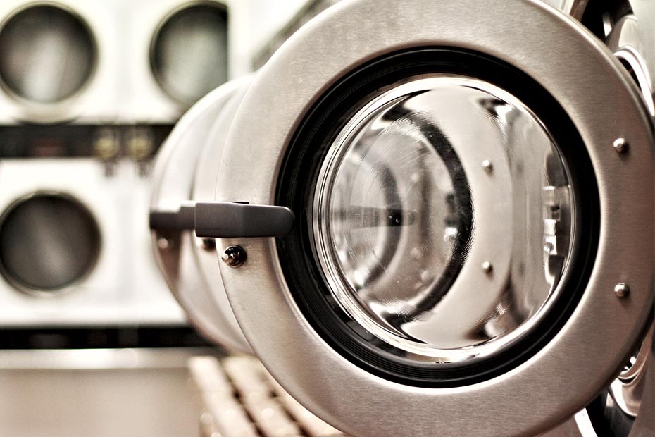 DHL Freight blijft het witgoed van Electrolux transporteren