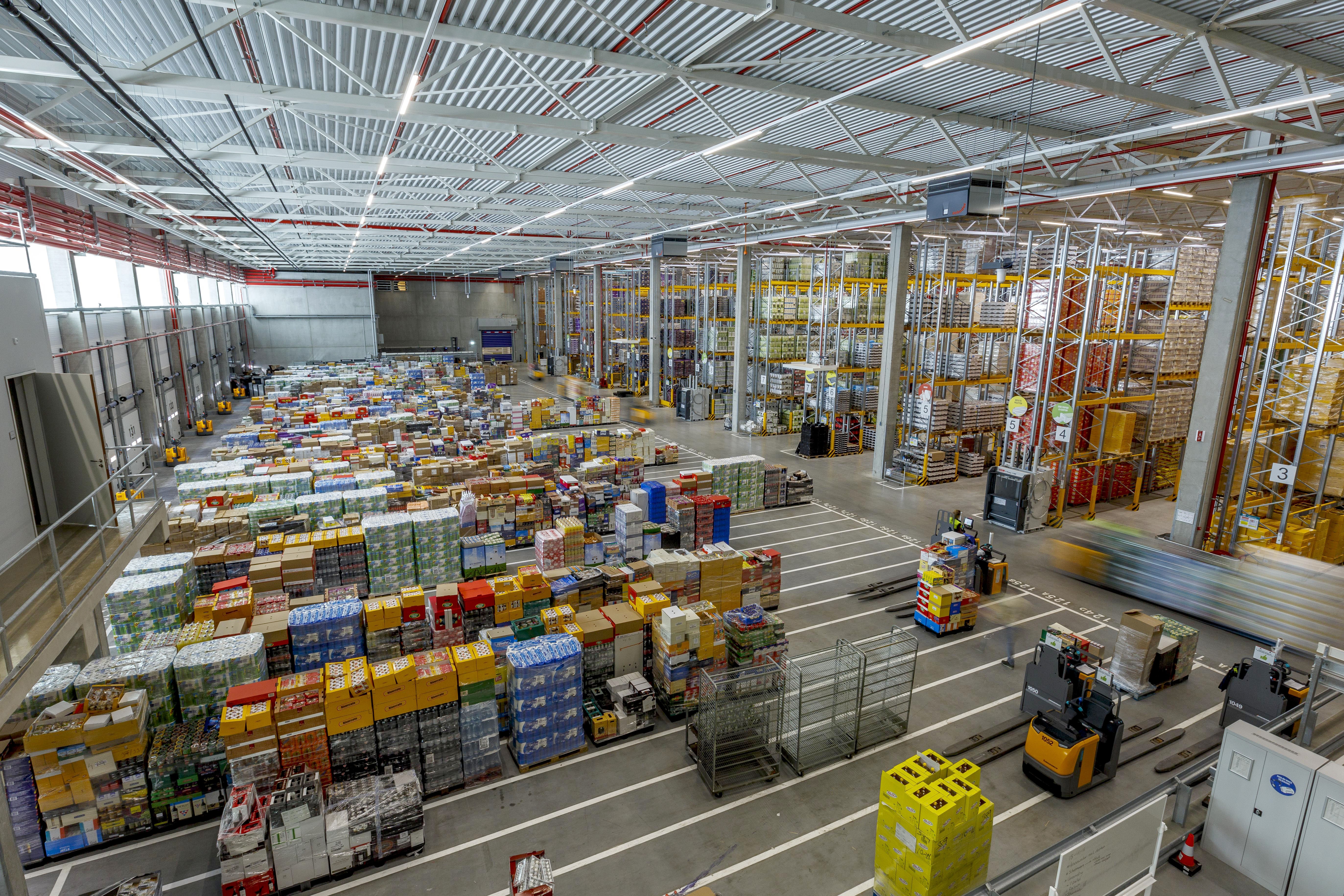 In Waddinxveen opende Lidl vorig jaar november een nieuw distributiecentrum dat het meeste duurzame is van Nederland. Het nieuwste plan is een dc in Roosendaal van 60.000 vierkante meter voor e-commerce-activiteiten. Roel Dijkstra Fotografie / Foto Fred Libochant 