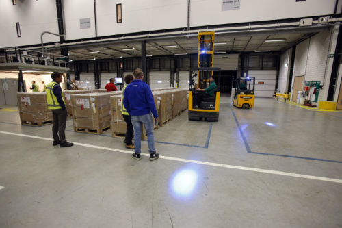 © Fotopersburo Bert Jansen TEL: +31(0)40-2920292
Onderwerp : Helmond  Jury bezoek aan Schneider opdr 312
(foto Bert Jansen)
Fotograaf   : Bert Jansen
Datum : 03-06-2015
Categorie : @2@ 
Trefwoorden : vakmedianet opdr312