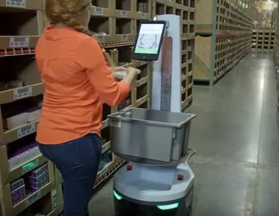 DHL test robots als orderpick hulp