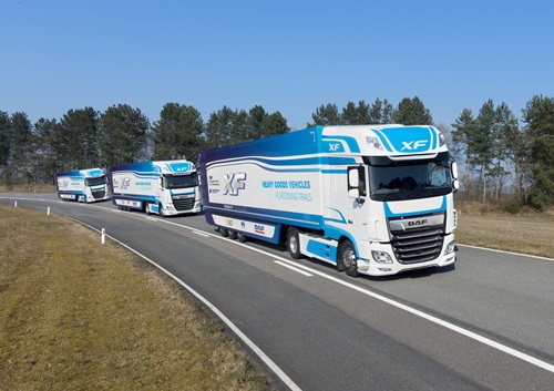 "Truck platooning is niet het begin van het einde van het vak als vrachtwagenchauffeur. Het ontlast de werkdruk van de persoon achter het stuur", aldus Ron Borsboom, lid raad van bestuur DAF Trucks en verantwoordelijk voor productontwikkeling.