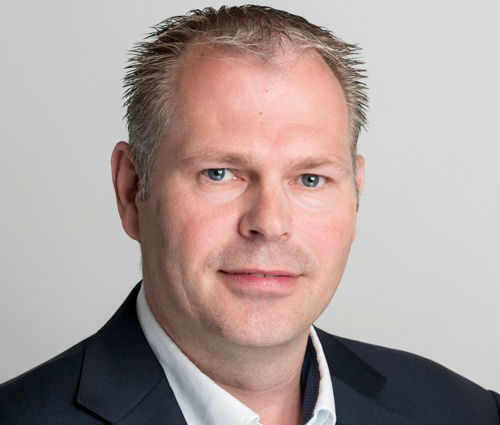 Rinze van Wieren, Operationeel Directeur UPS Nederland: "Wereldwijd verwachten we tijdens de kerstdagen 7 procent meer pakketten te bezorgen ten opzichte van vorig jaar. Als Nederland zullen we daar niet voor onder doen."