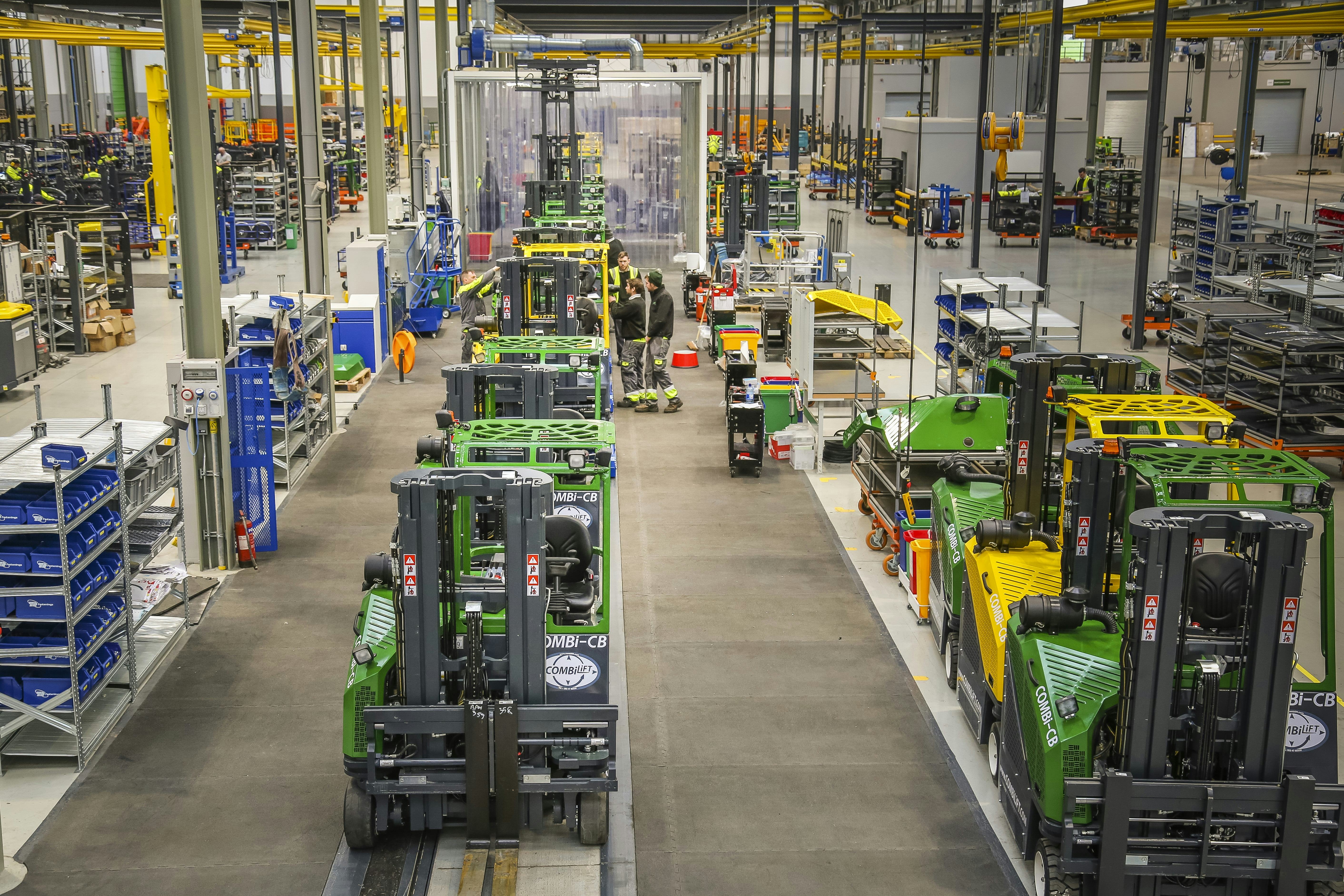 Iers Combilift verdubbelt productiecapaciteit in nieuwe fabriek (video)