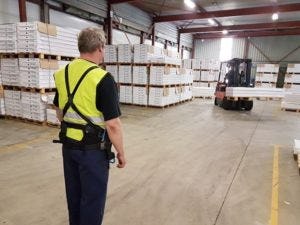 Timing is als eerste uitzendbureau gestart met het testen van het Laevo 2 exoskelet bij distributiemedewerkers van onder andere logistiek dienstverlener Kuehne + Nagel. Dankzij het exoskelet worden de onderrugspieren 40% minder belast bij iedere bukbeweging. In de sector transport en logistiek.
