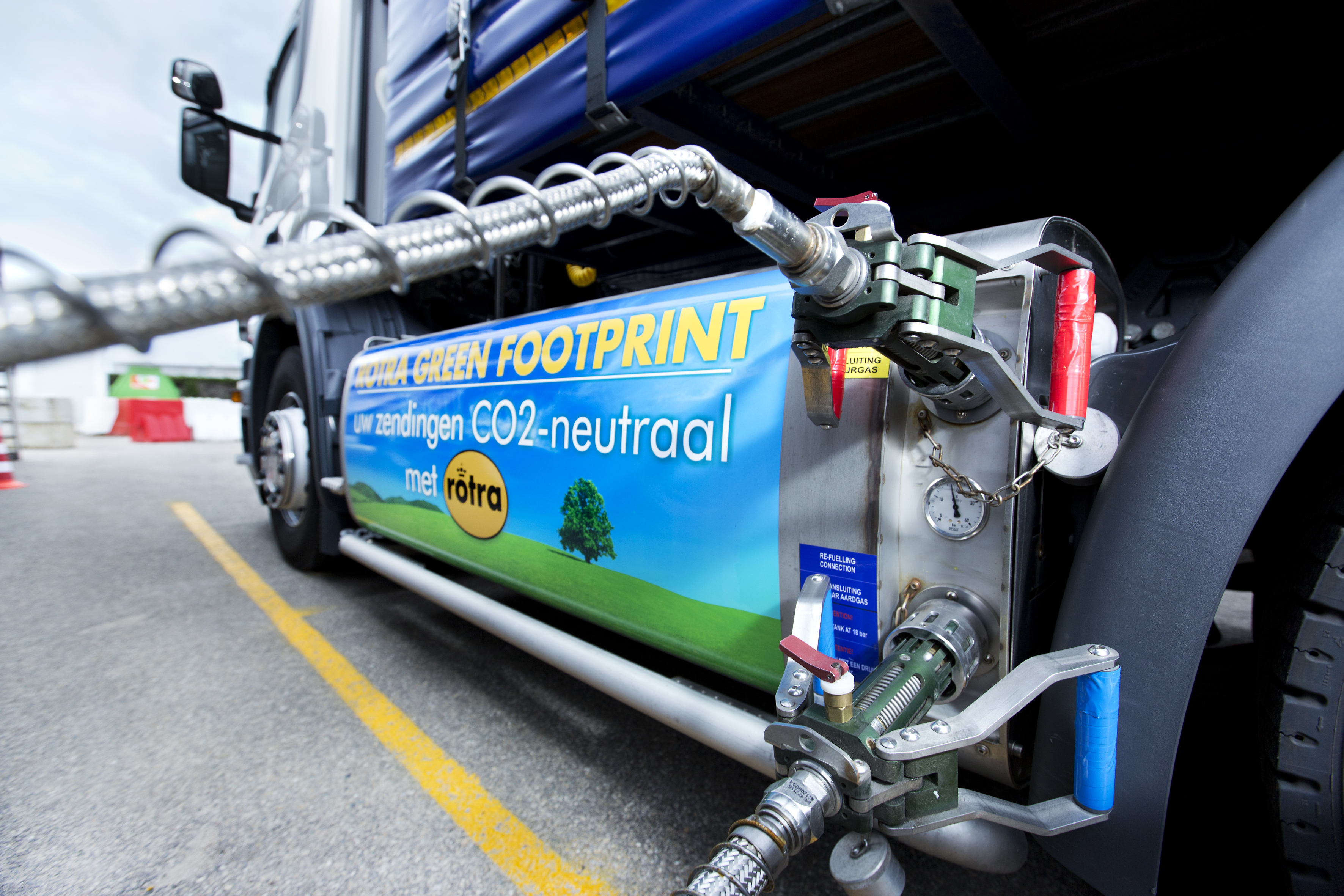 Het Kabinet schrapt de teruggaafregeling voor LNG dit jaar. Volgens staatssecretaris Snel van Financiën levert de maatregel onvoldoende milieuwinst op, waardoor het voortzetten van de accijnsteruggave niet noodzakelijk is.