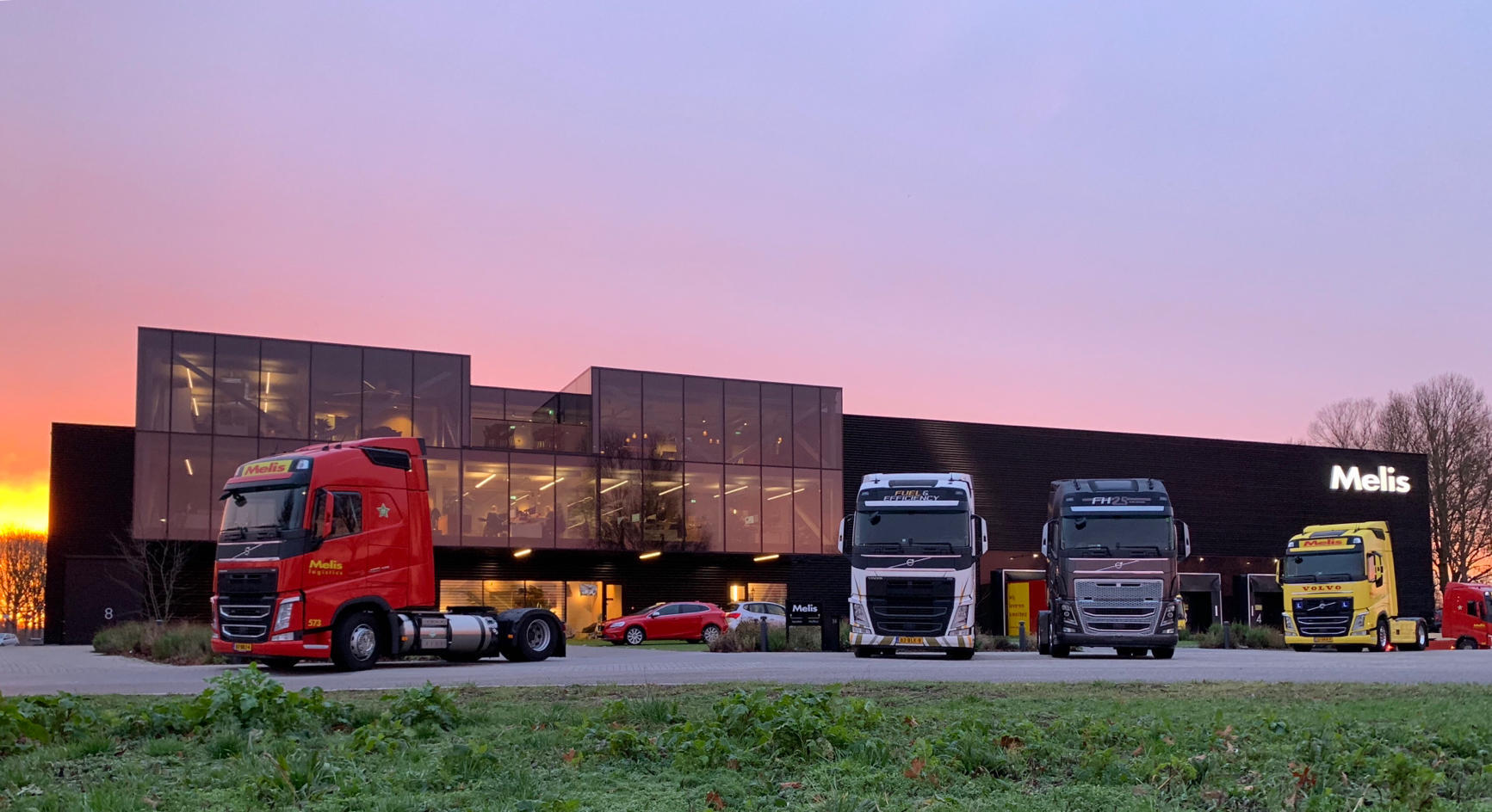 De traditionele nieuwjaarsbijeenkomst van Volvo Trucks was deze keer bij Melis Logistics in Duiven.