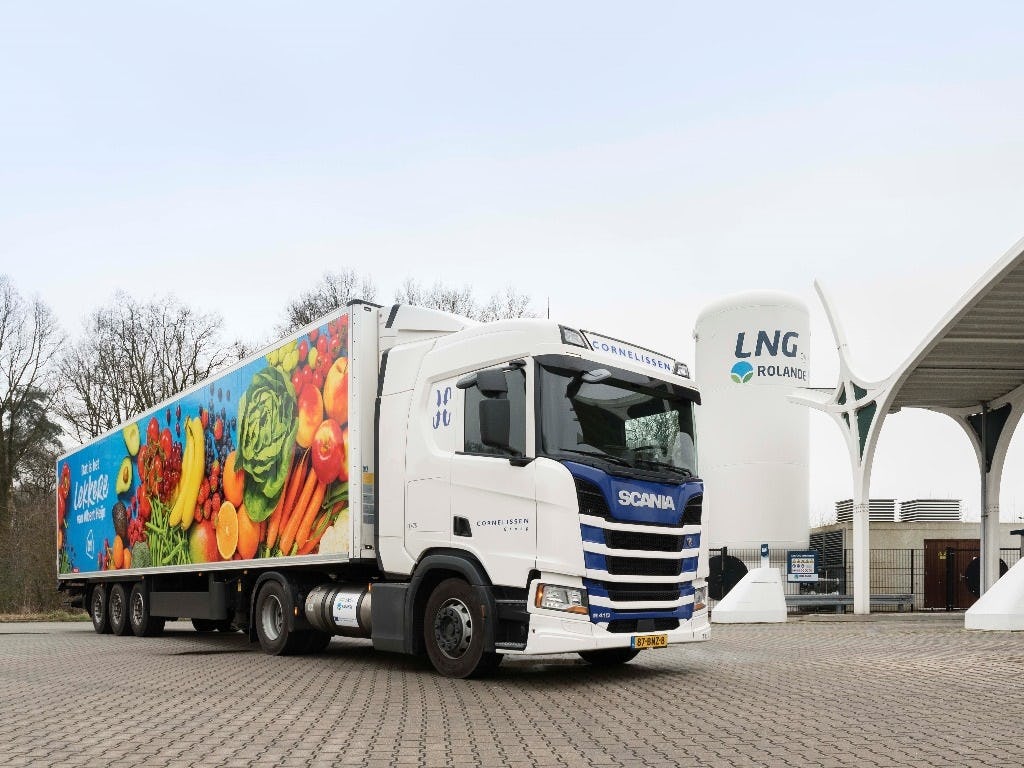 Albert Heijn en PostNL trucks voor het eerst de weg op met Bio-LNG