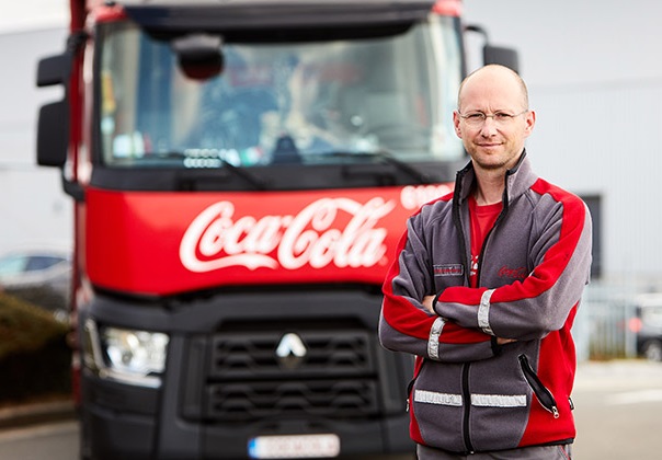 Een chauffeur van Coca Cola drong in 2019 door tot de finale van een verkiezing voor de meest zuinig rijdende chauffeur georganiseerd door Renault Trucks