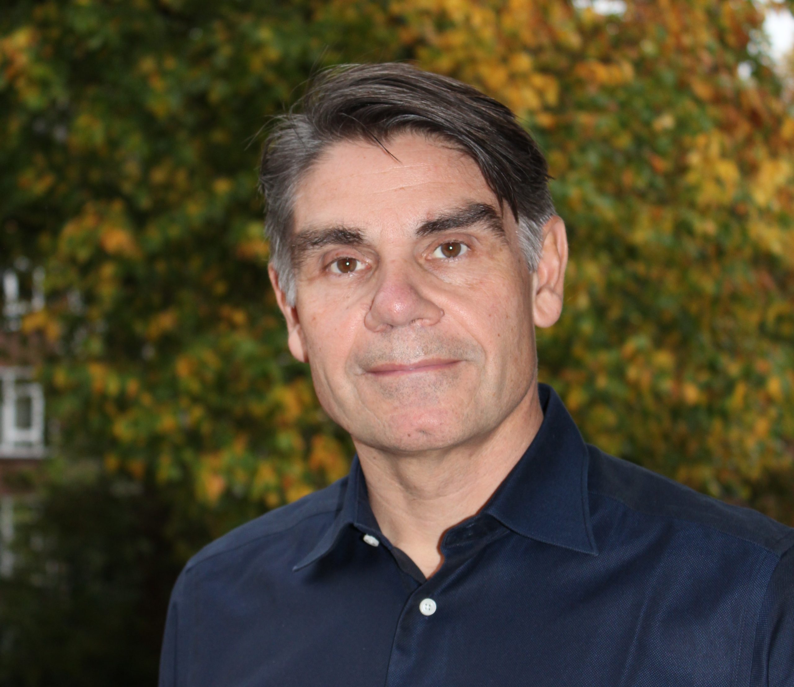 Frank van Veenendaal is met Marcel de Looper (rechts) de drijvende kracht achter Veeloo Logistics