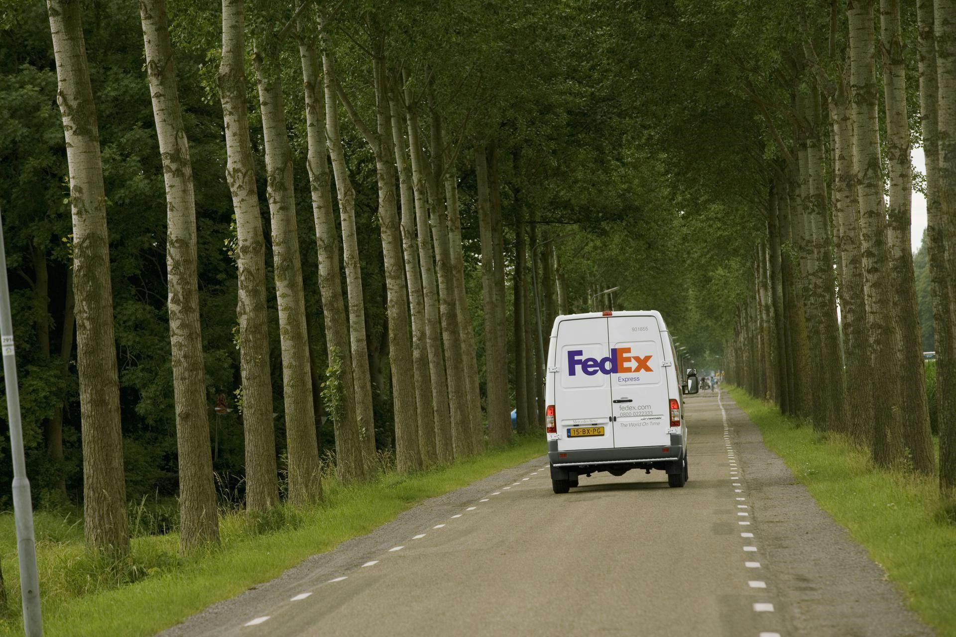 FedEx steunt Natuur & Milieu bij projecten voor duurzaam transport