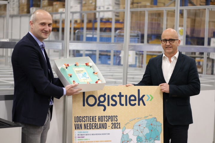 Jorn Versteijnen (links), stuurgroeplid Midpoint Brabant Smart Logistics en algemeen directeur van Versteijnen Logistics in Tilburg en Ronald Bakker, lid stuurgroep Midpoint Brabant Smart Logistics en wethouder economische zaken van de gemeente Waalwijk. 