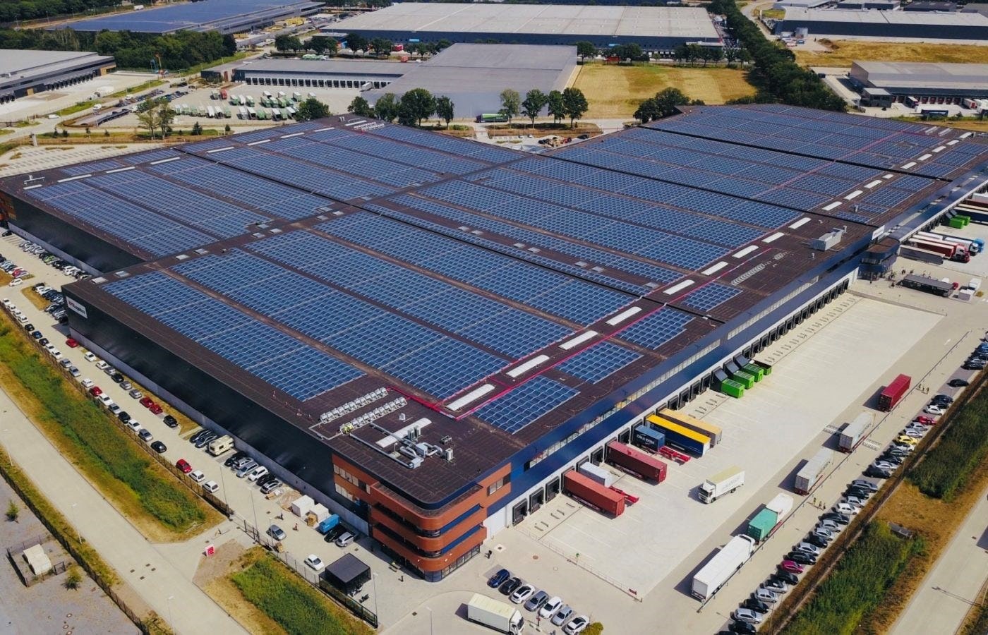 CBRE Global Investor koopt voor 100 miljoen logistiek centrum in Tilburg