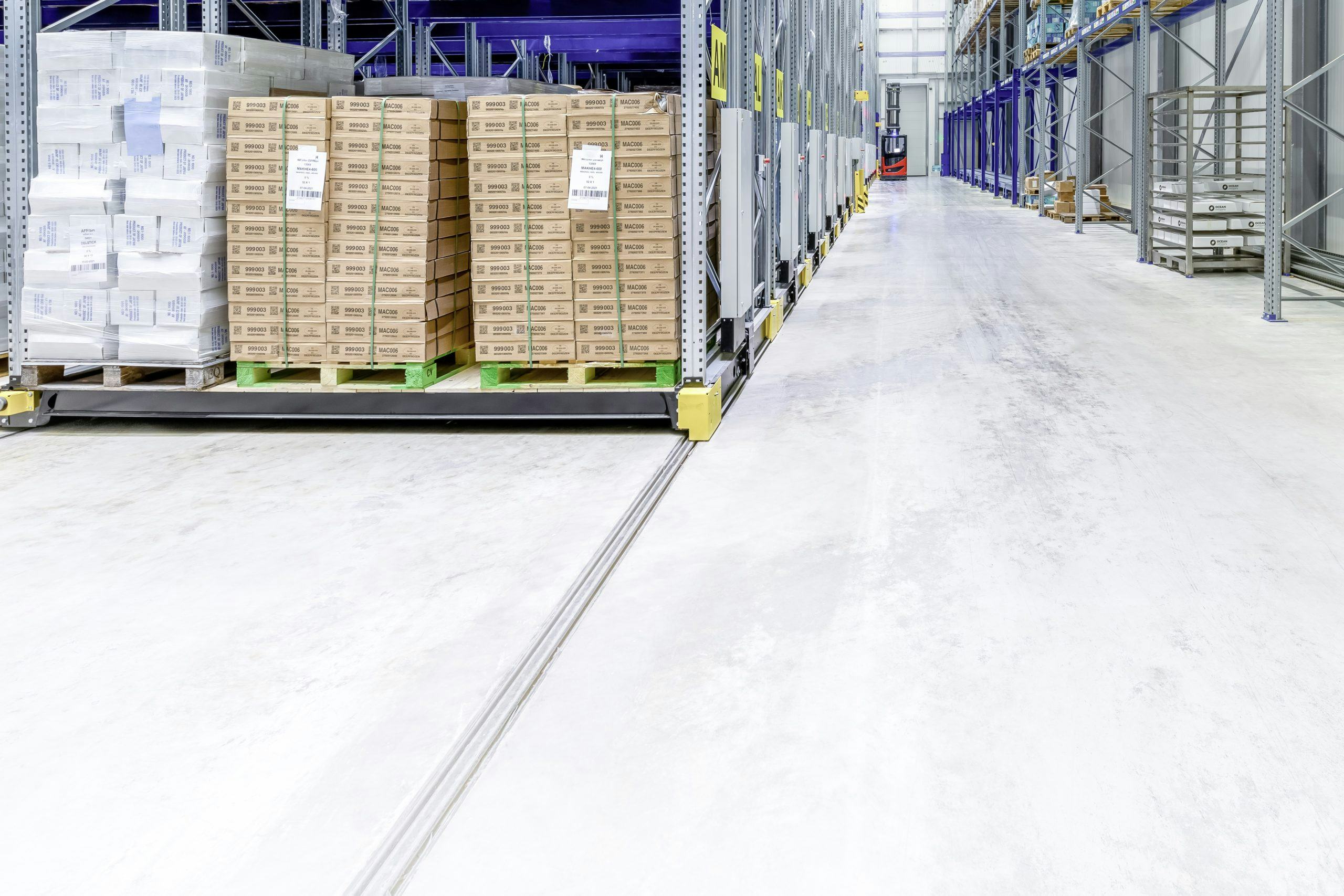 Verrijdbare palletsystemen verhogen opslagcapaciteit met 100%