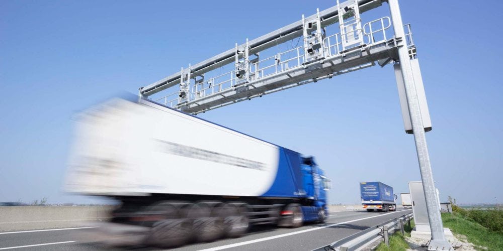 Invoering vrachtwagenheffing miljoenen euro's hoger dan verwacht