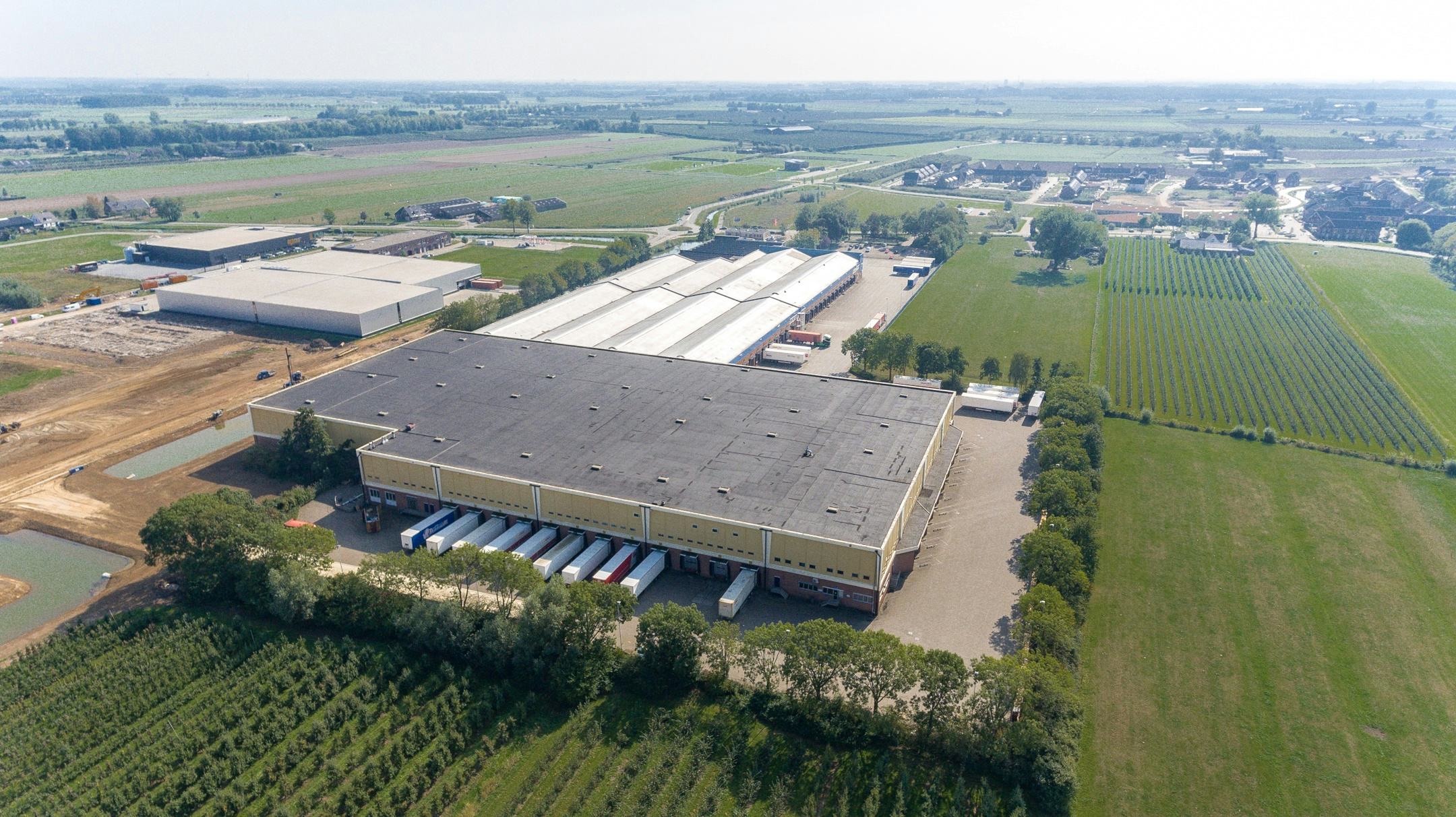 Ontwikkelaar koopt voormalig distributiecentrum van Wehkamp in Maurik