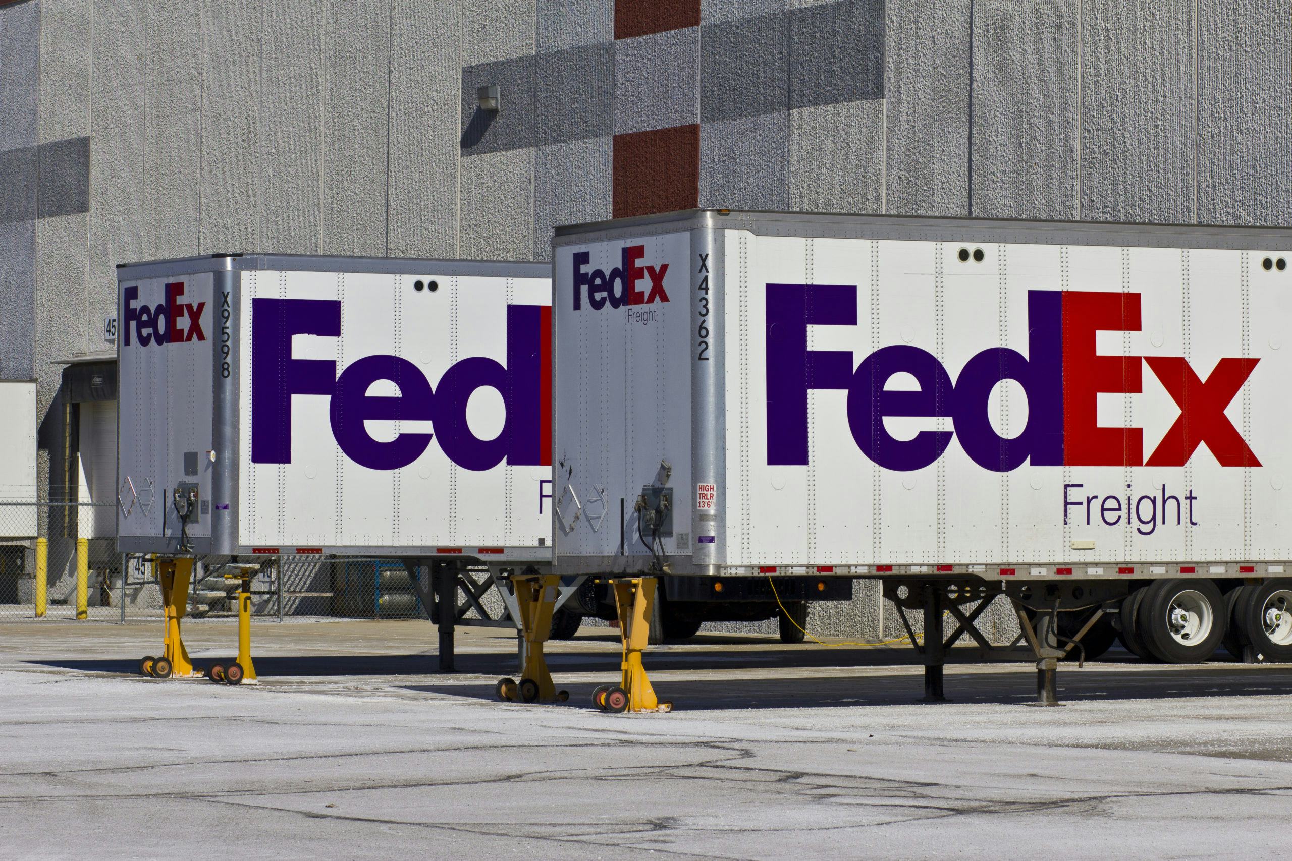 Waarom FedEx in Venlo ‘flying fork lifts’ gebruikt - VIDEO
