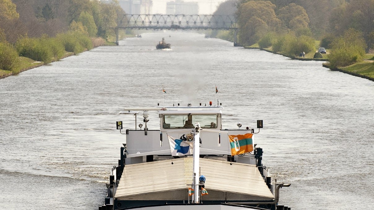 Doorgang Twentekanaal voor scheepvaart beperkt