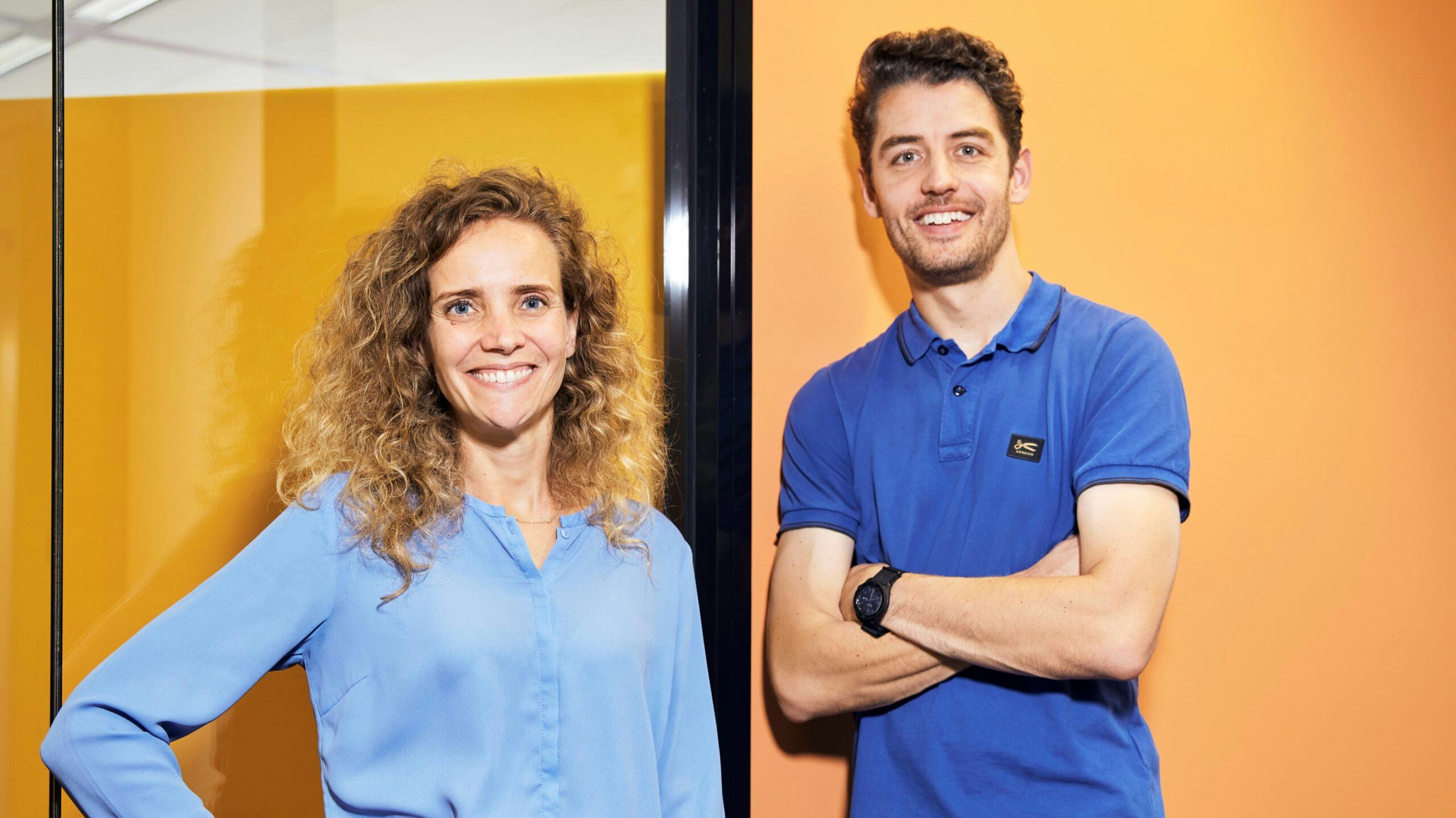 Brenda van der Meer en Niels van Veen sturen twee innovatieteams aan binnen het logistiek domein van bol.com. 