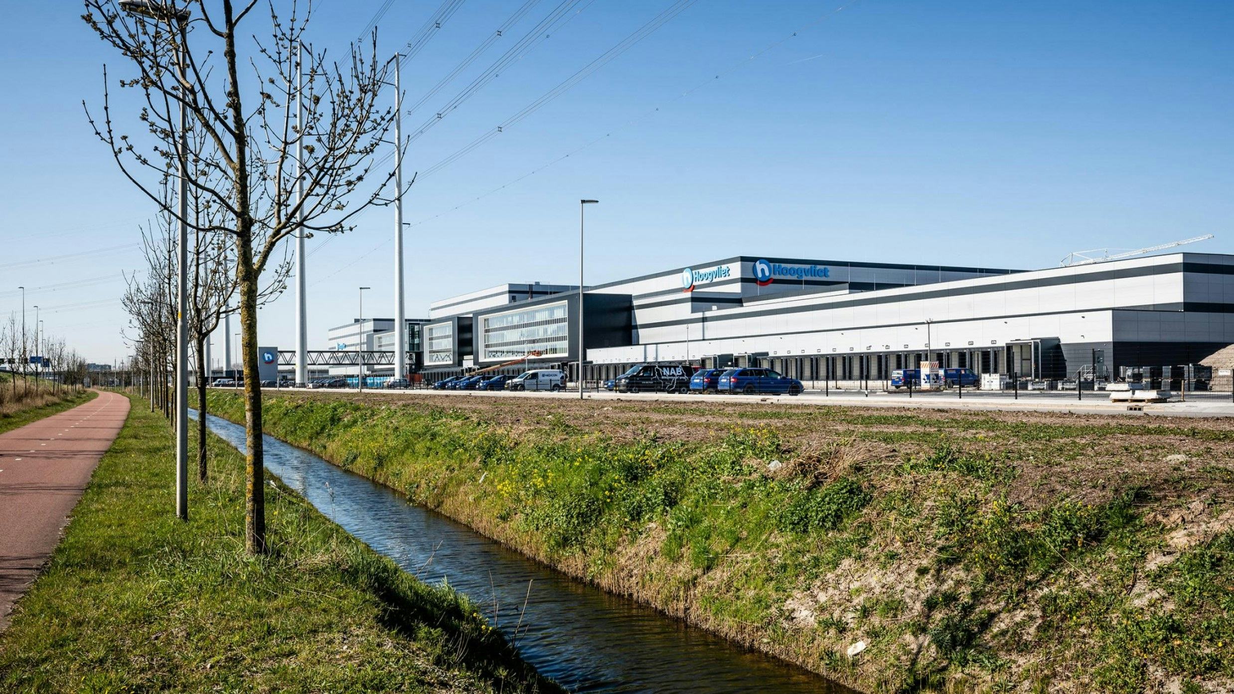 Het distributiecentrum van supermarktketen Hoogvliet in Bleiswijk. Dit DC won begin dit jaar twee Breeam Awards voor het duurzaamste gebouw ter wereld.