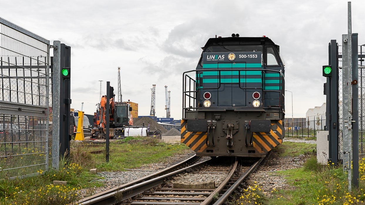 Vernieuwde railterminal CCT Moerdijk officieel geopend