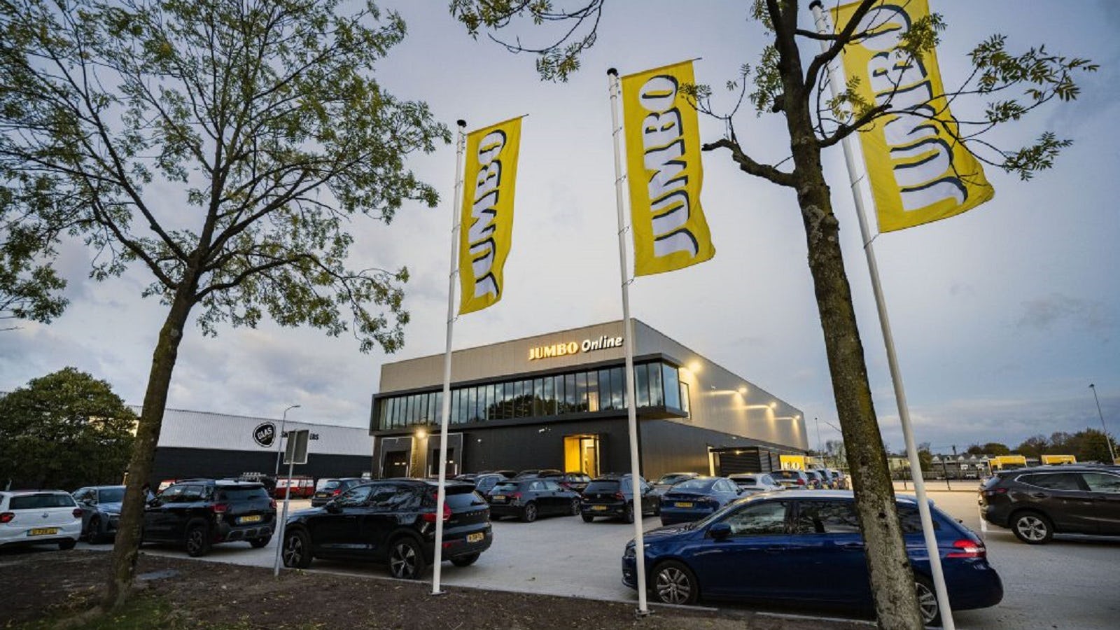 Jumbo opent zeventiende thuisbezorghub