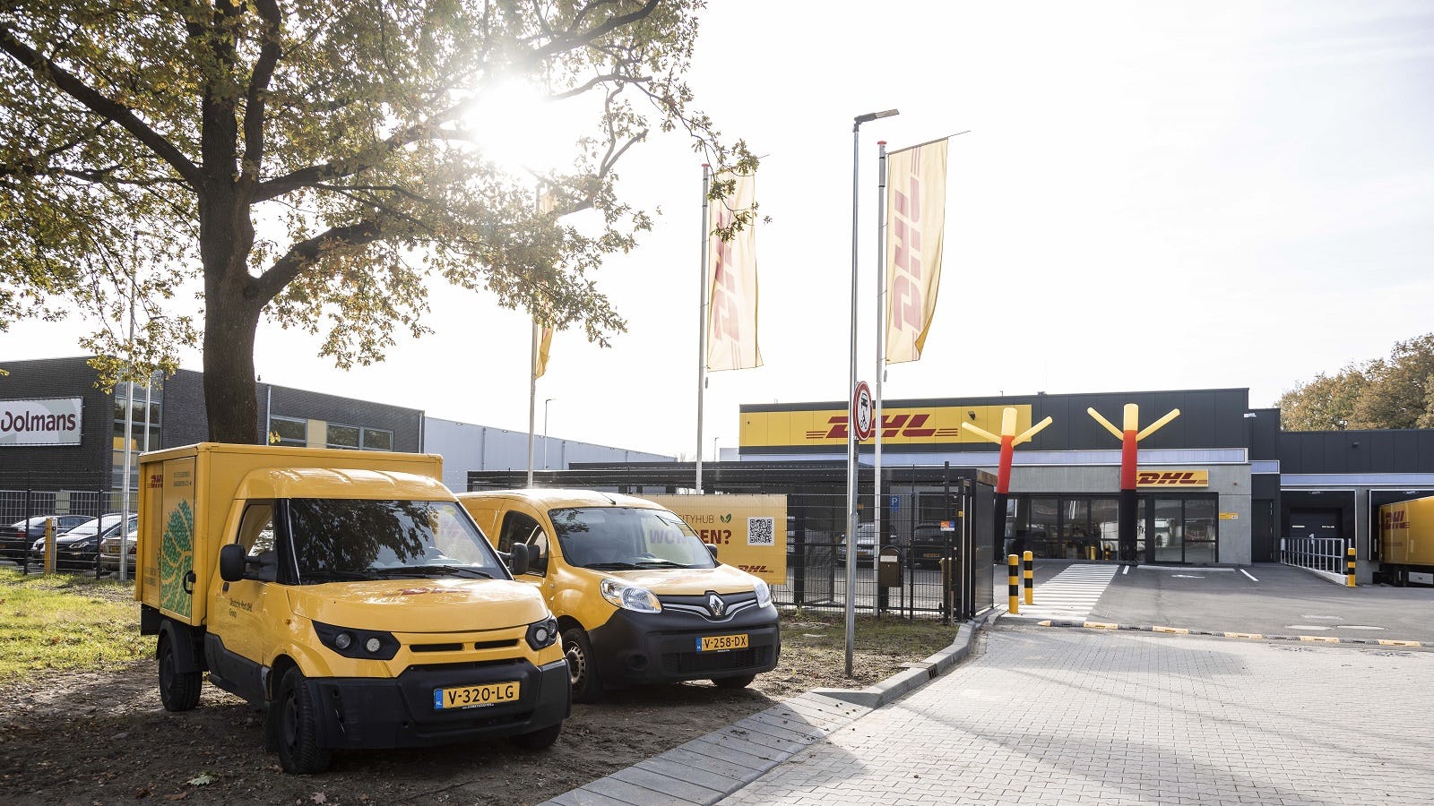 DHL opent zesde klimaatneutrale cityhub in Tilburg