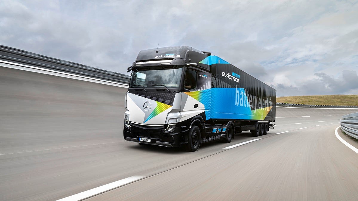 Dachser bestelt vijftig Mercedes-Benz LongHaul e-trucks