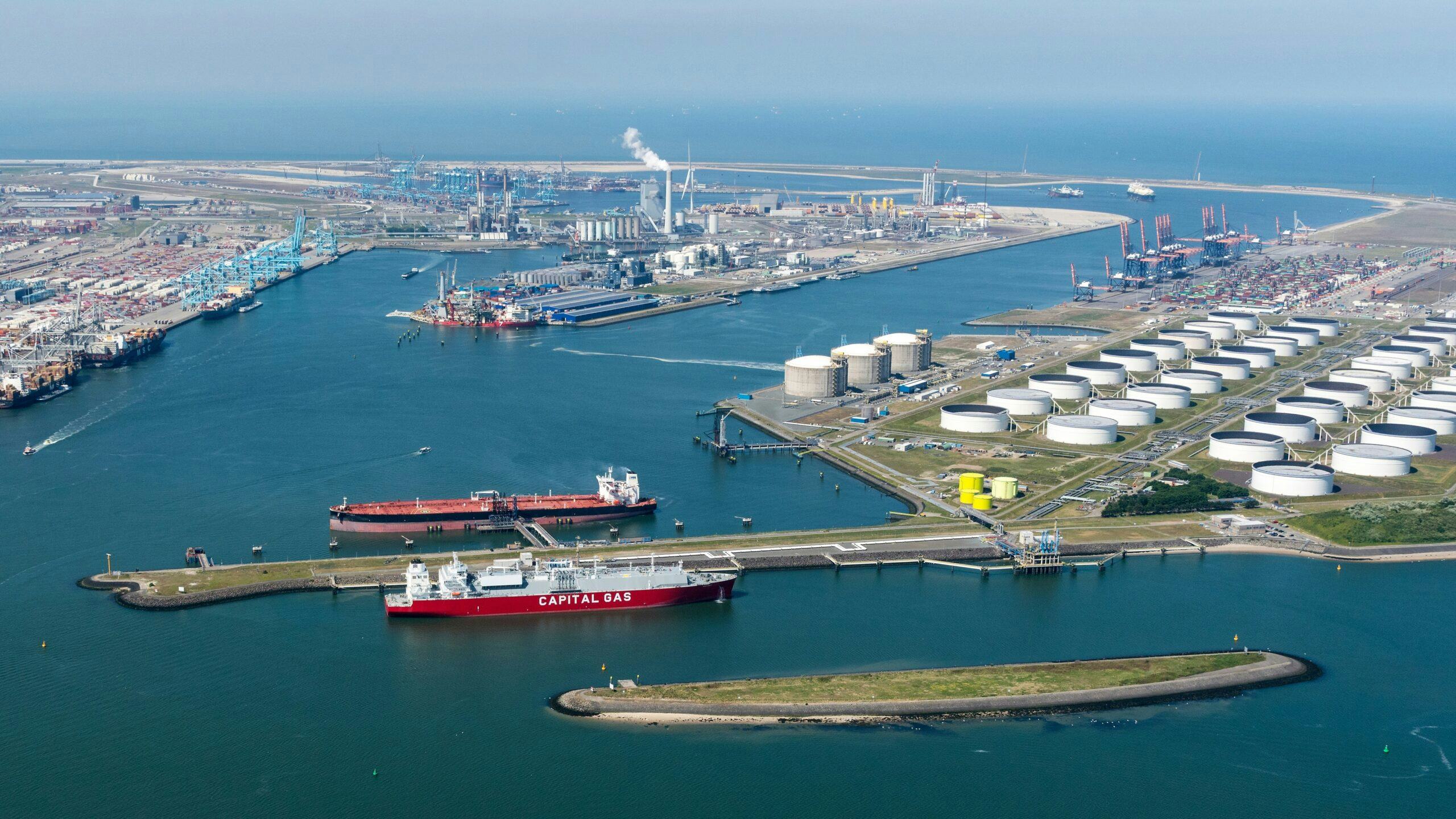 Ammoniakkraker Rotterdam moet grote waterstofimport mogelijk maken