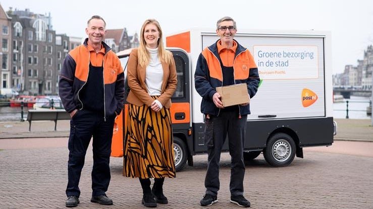 PostNL voegt kleine LEVV’s toe aan Amsterdams wagenpark