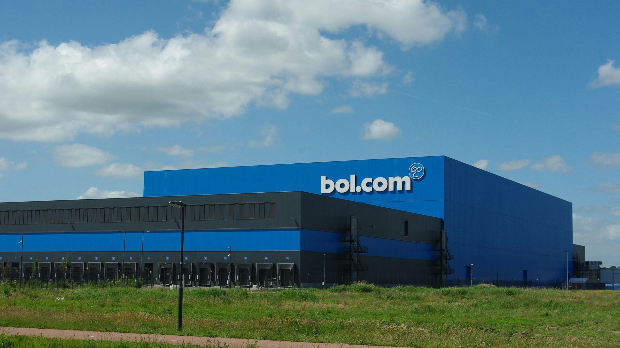 Komst Bol.com dc naar Lelystad levert 'duizenden banen' op
