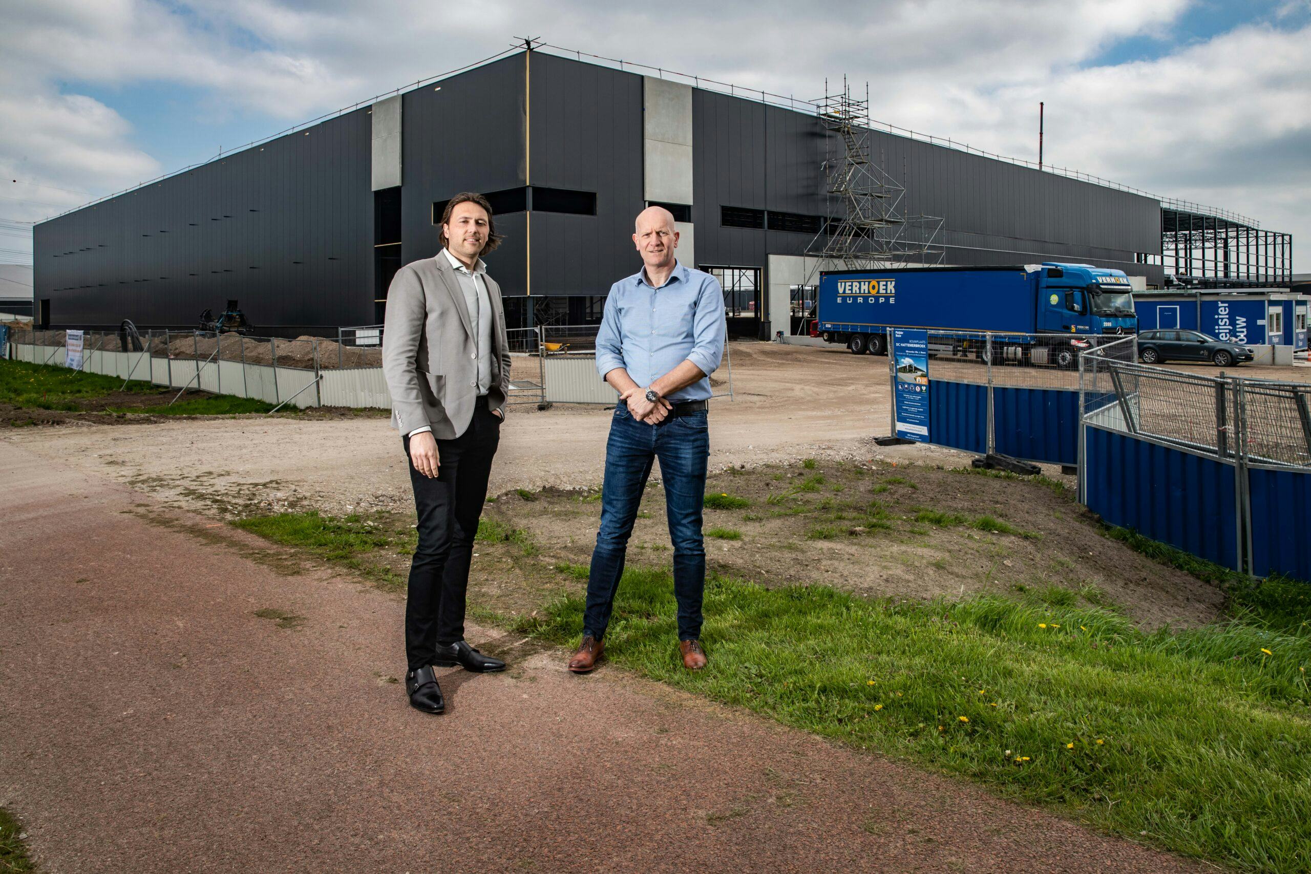 Meije Smink (Verhoek) en Stef Walter (Borghese) op locatie Hattemerbroek