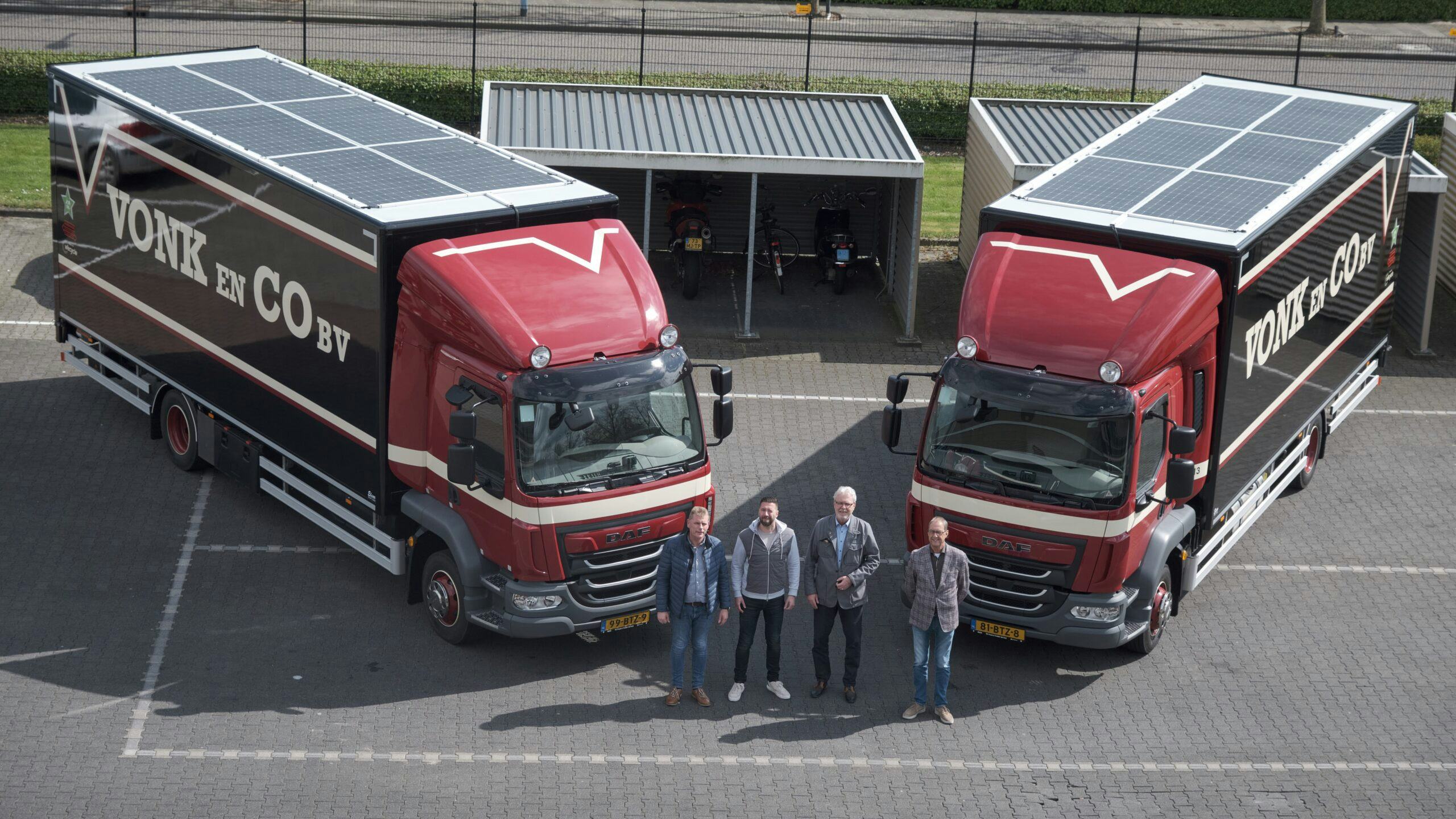 Vonk&Co bezorgt witgoed met zonnepanelen op vrachtwagens