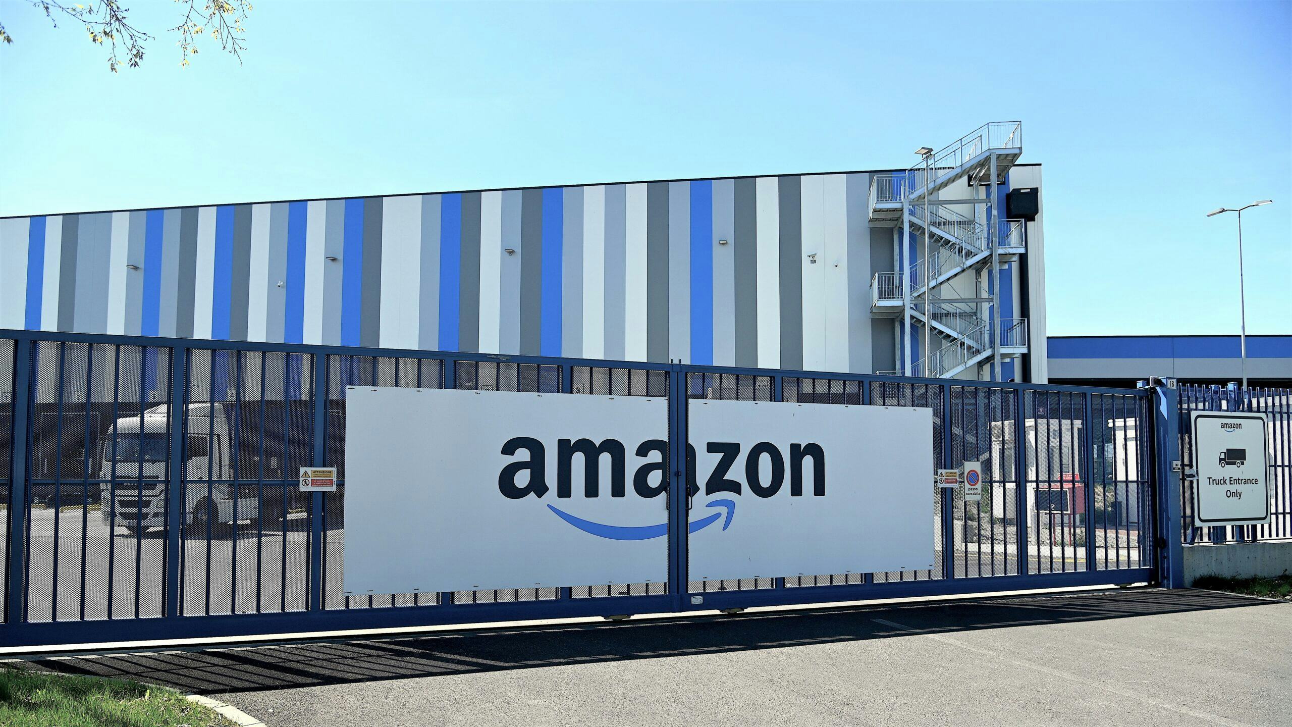 Amazon blijft onder vuur liggen over veilig en gezond werken