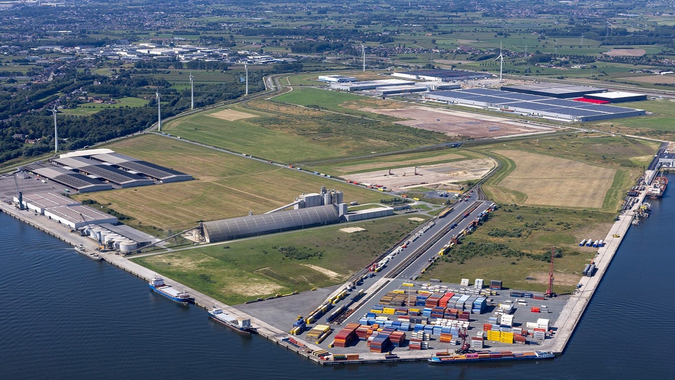 DSV start bouw duurzaam mega-dc in North Sea Port