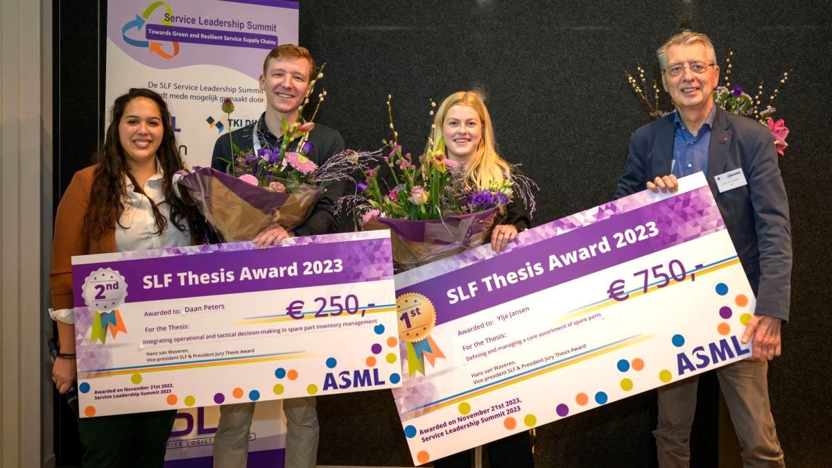 Begoña Alcorta (ASML), Daan Peters (Universiteit Twente), Ylja Jansen (TU Eindhoven), Hans van Waveren (SLF)