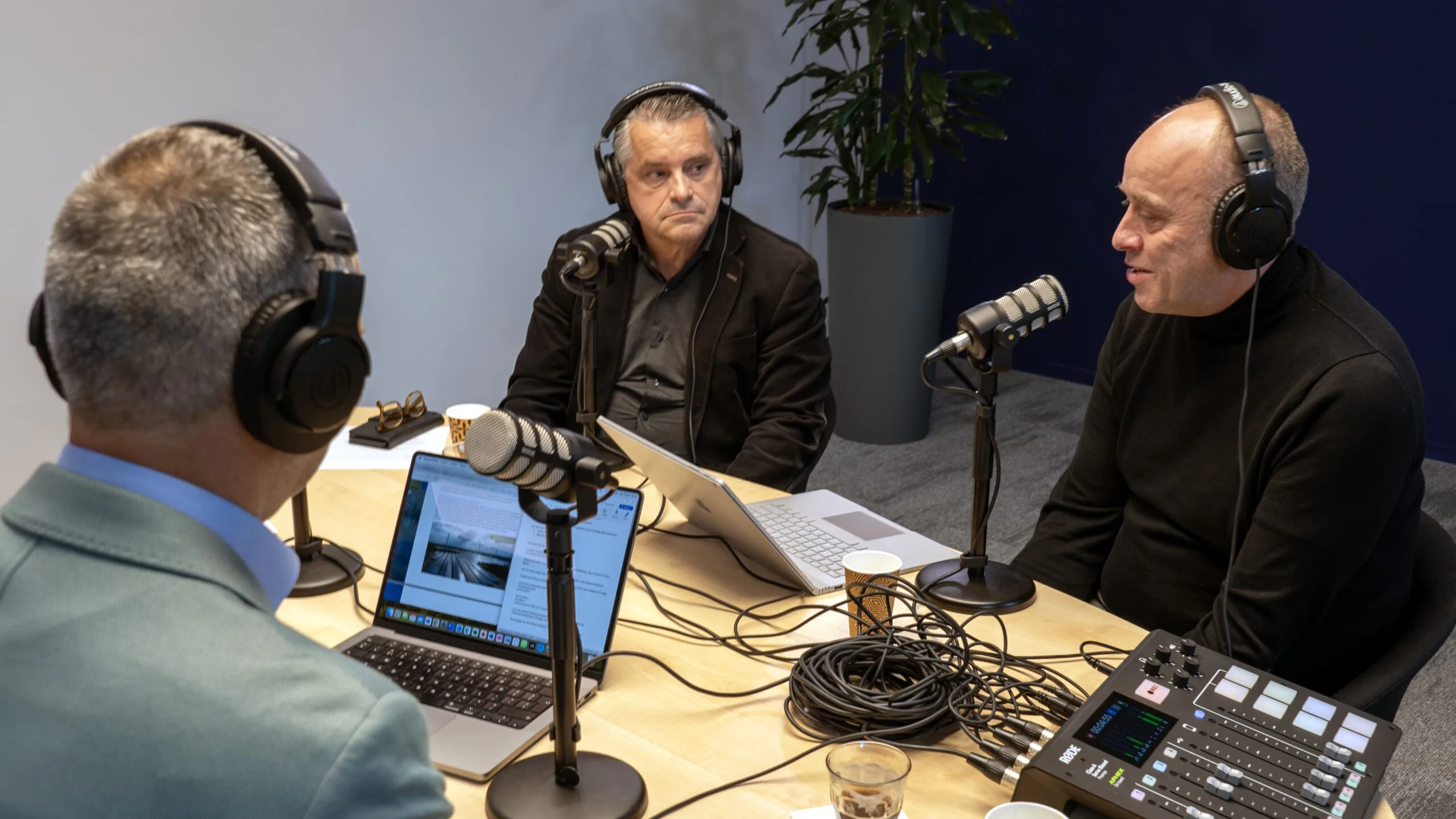 Warehouse of the Future - de toekomst in drie whitepapers