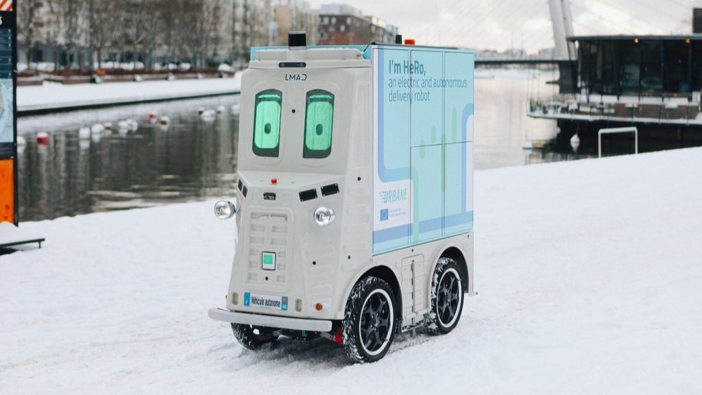 Robot helpt DB Schenker kerstcadeaus bezorgen in Helsinki