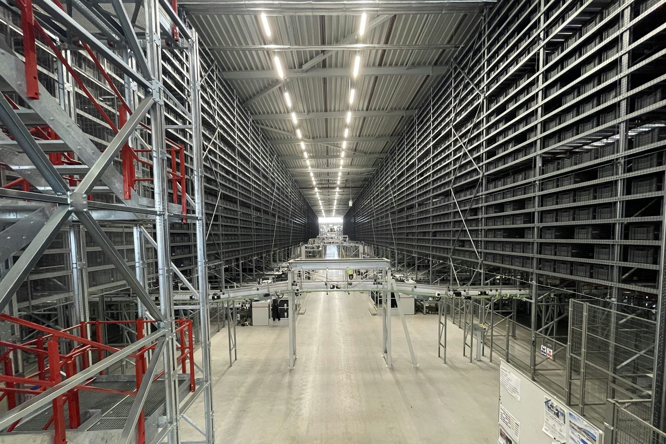 Geautomatiseerd DC LKQ voor Benelux en Frankrijk