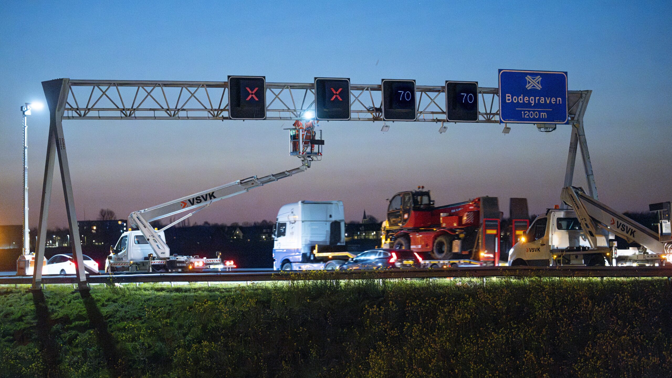De eerste tests op de A12 bij Bodegraven zijn succesvol verlopen. Ook wordt verplaatsbare handhavingsapparatuur ingezet om naleving te controleren. Foto: RDW