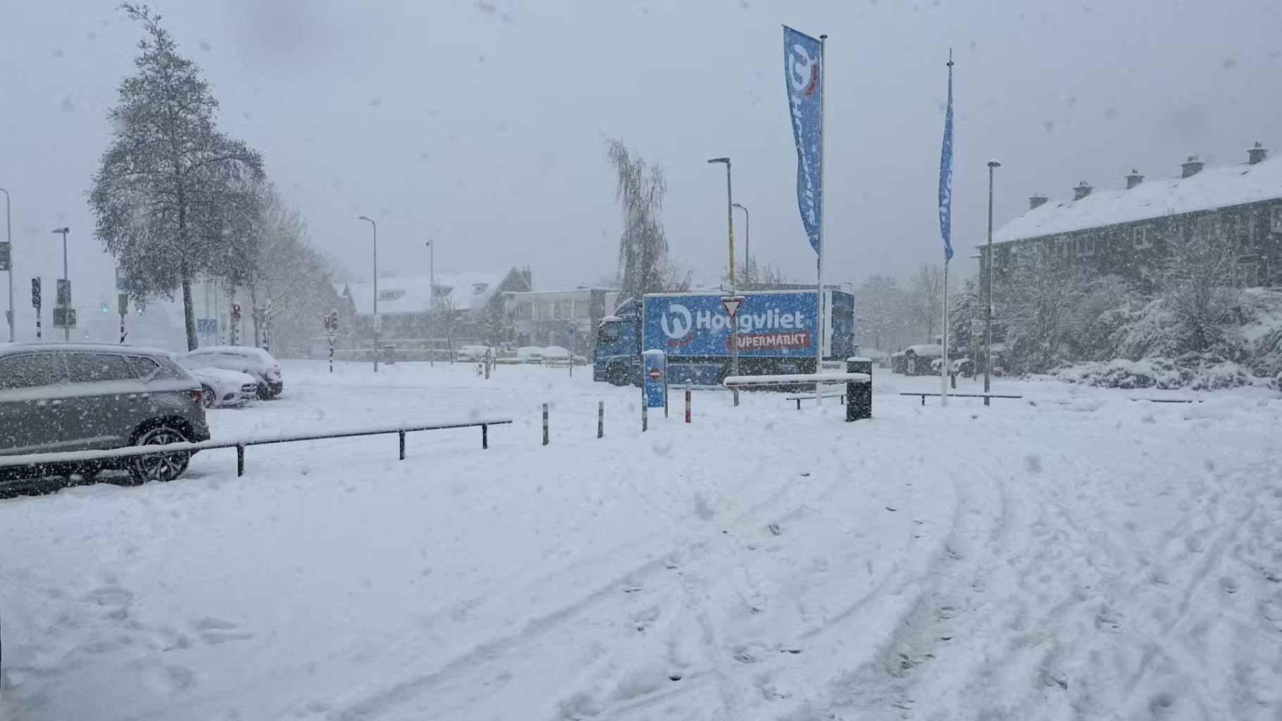 Hoogvliet Steenovenweg Utrecht heeft zojuist vracht ontvangen. Foto: Distrifood