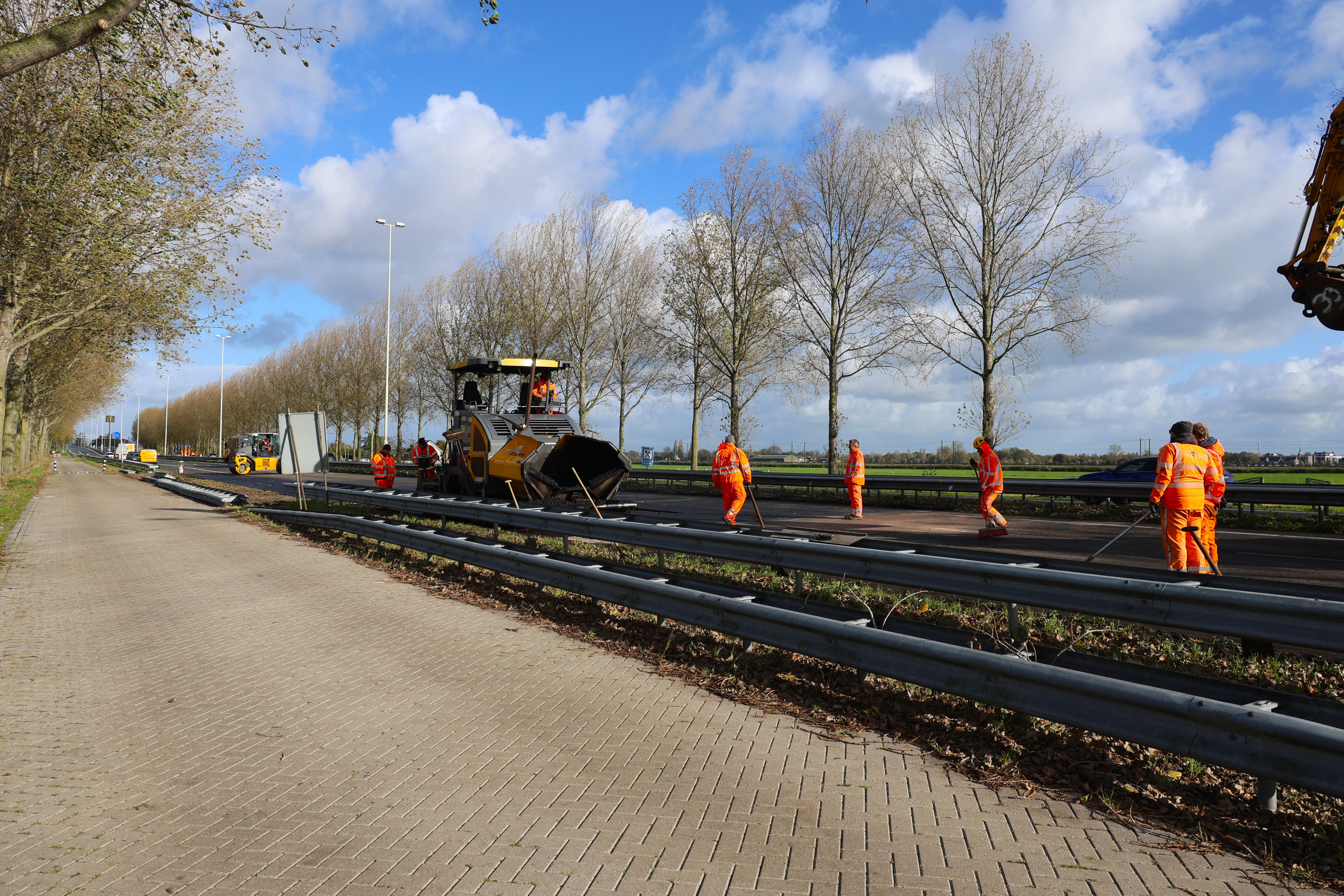 Groot onderhoud aan de A20 tussen Moordrecht en Nieuwerkerk aan den IJssel. (Foto: Andre Muller / Shutterstock)