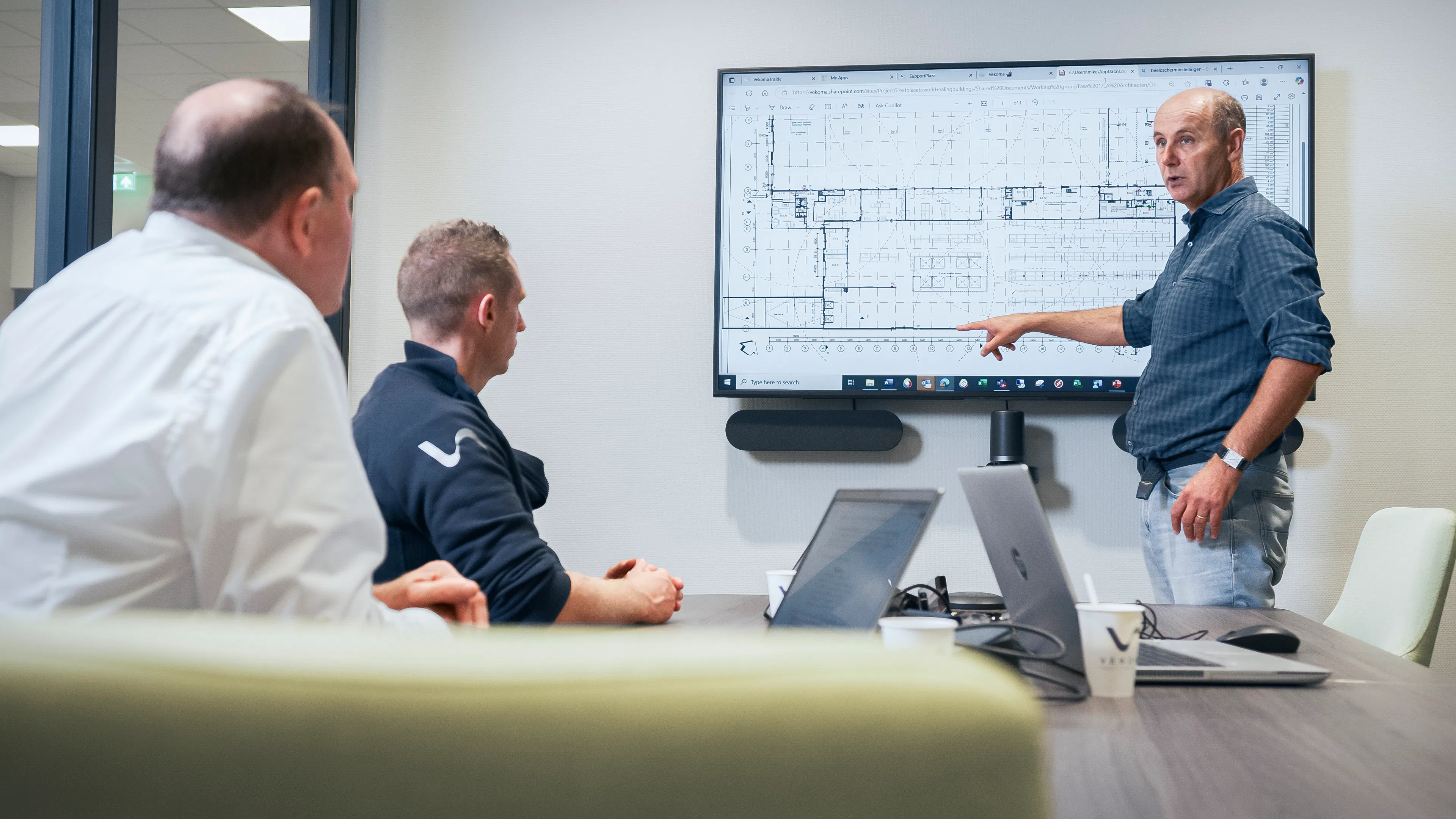 'Door de hoogte van het magazijn optimaal te benutten, heb je minder vloeroppervlak nodig.'